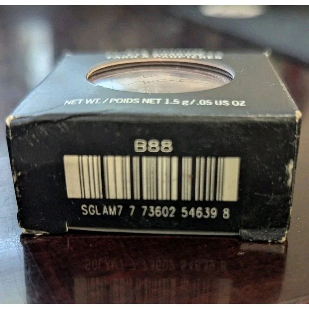 Max See‎ The Future Matte Eye Shadow 0.05 US OZ New In Box